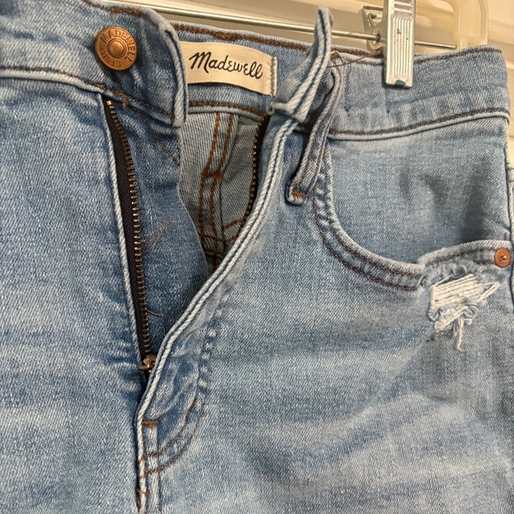 Madewell  High Rise Denim Shorts - Picture 2 of 6